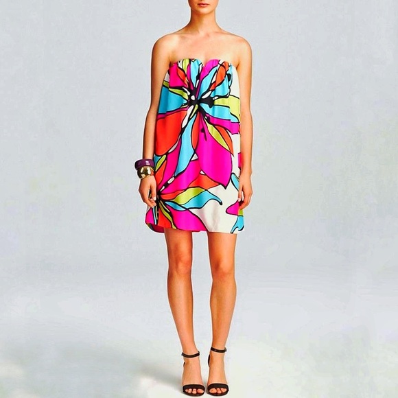 Alice & Trixie Caprice dress - Picture 2 of 4